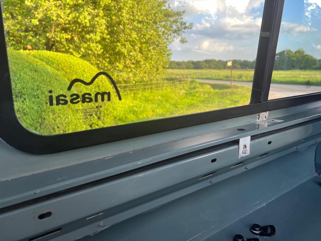 
								2007 Land Rover Defender 90 2.4L TDCi County Hard Top – £3400 full									