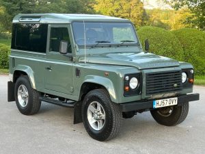 2007 Land Rover Defender 90 2.4L TDCi County Hard Top – £3400