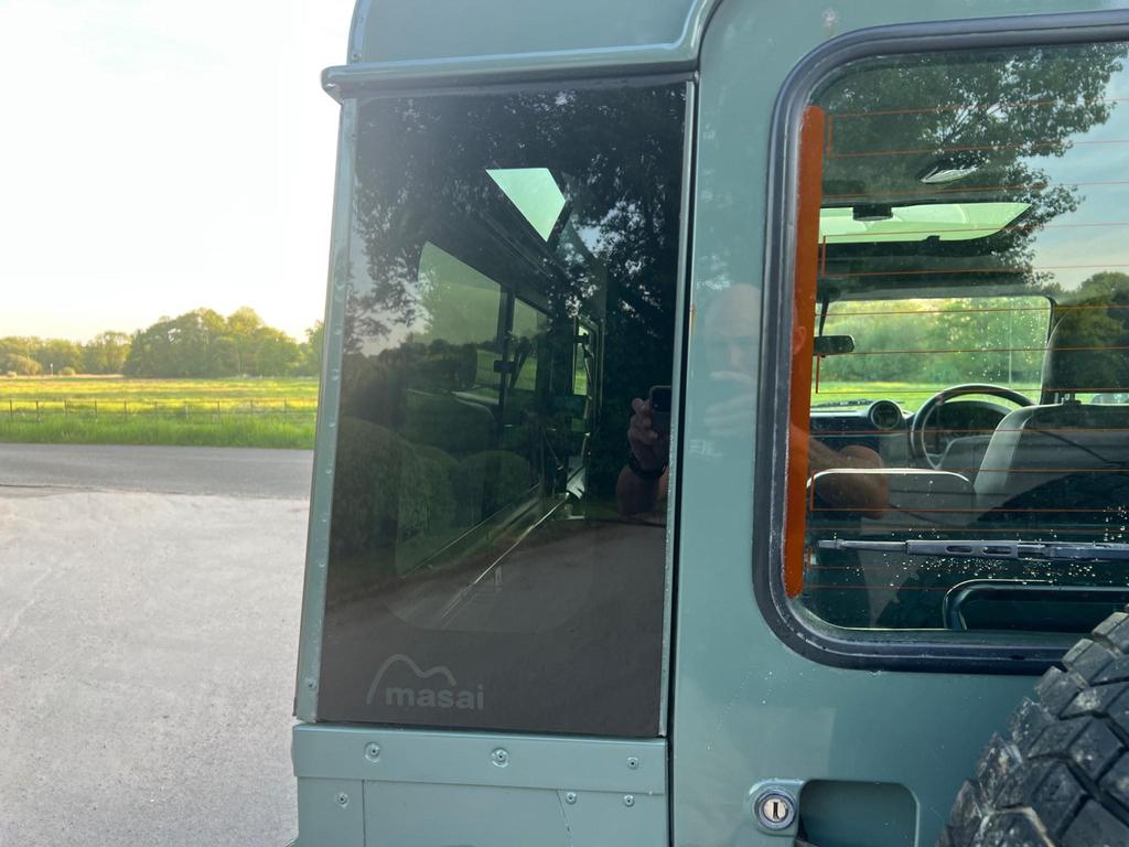 
								2007 Land Rover Defender 90 2.4L TDCi County Hard Top – £3400 full									