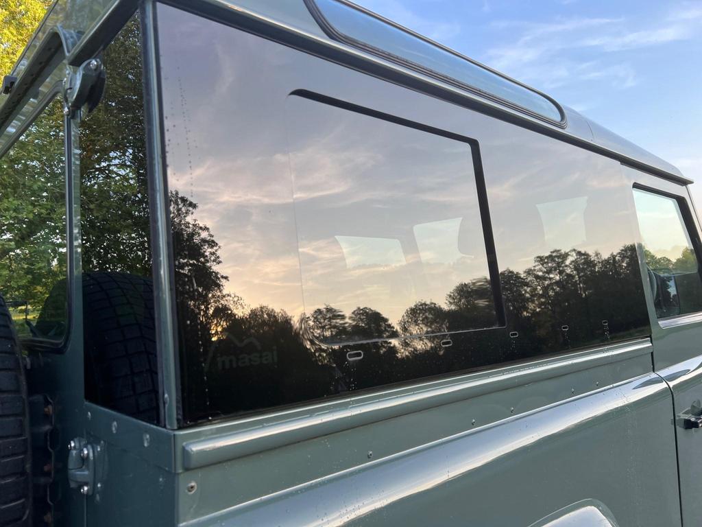 
								2007 Land Rover Defender 90 2.4L TDCi County Hard Top – £3400 full									