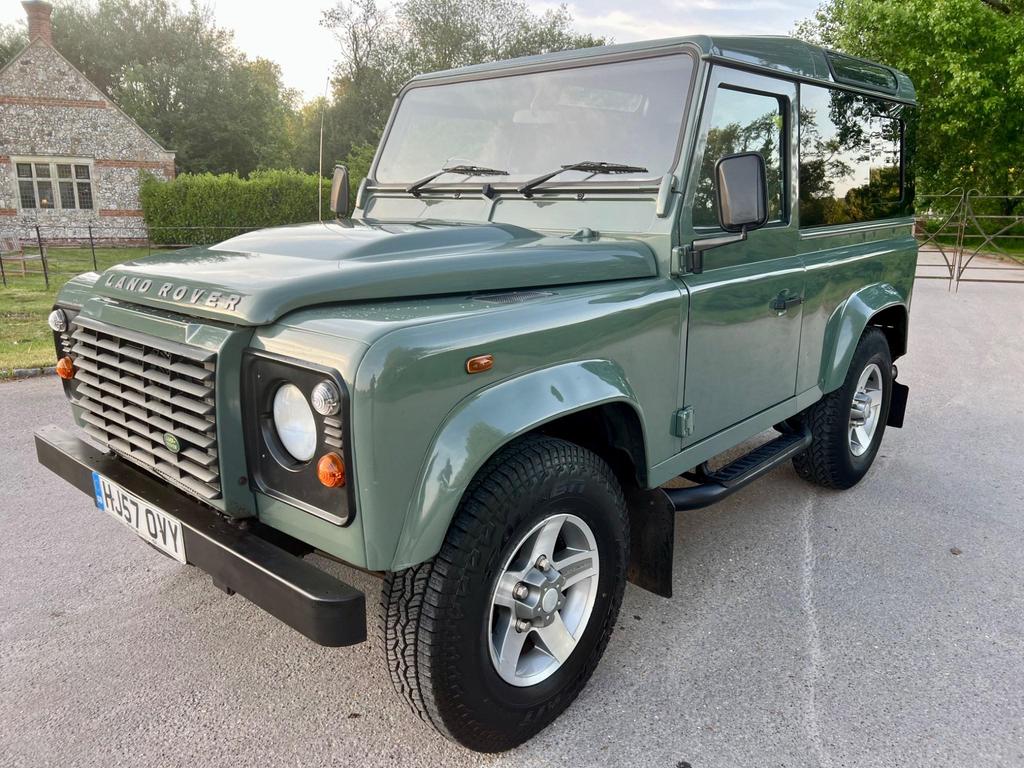 
								2007 Land Rover Defender 90 2.4L TDCi County Hard Top – £3400 full									